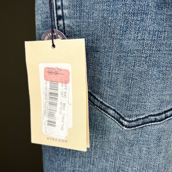 NYDJ Jeans Crop Blue Jeans Lift Tummy Tuck Size 14 NWT Capri - Picture 8 of 11